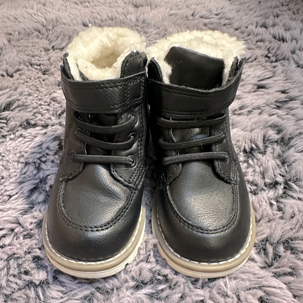 Black Toddle Sherpa Boots